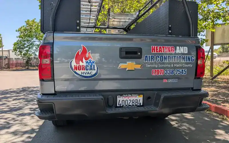 custom vehicle graphic installation